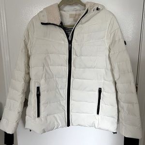MICHAEL KORS WHITE SHERPA PUFFER JACKET